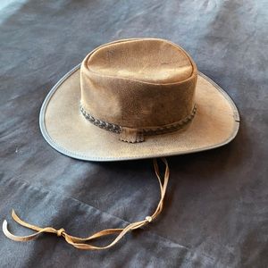 Women’s leather hat